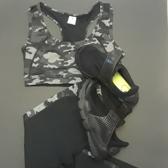 Fabletics Other - Fabletics camo set🔥🔥🔥🔥